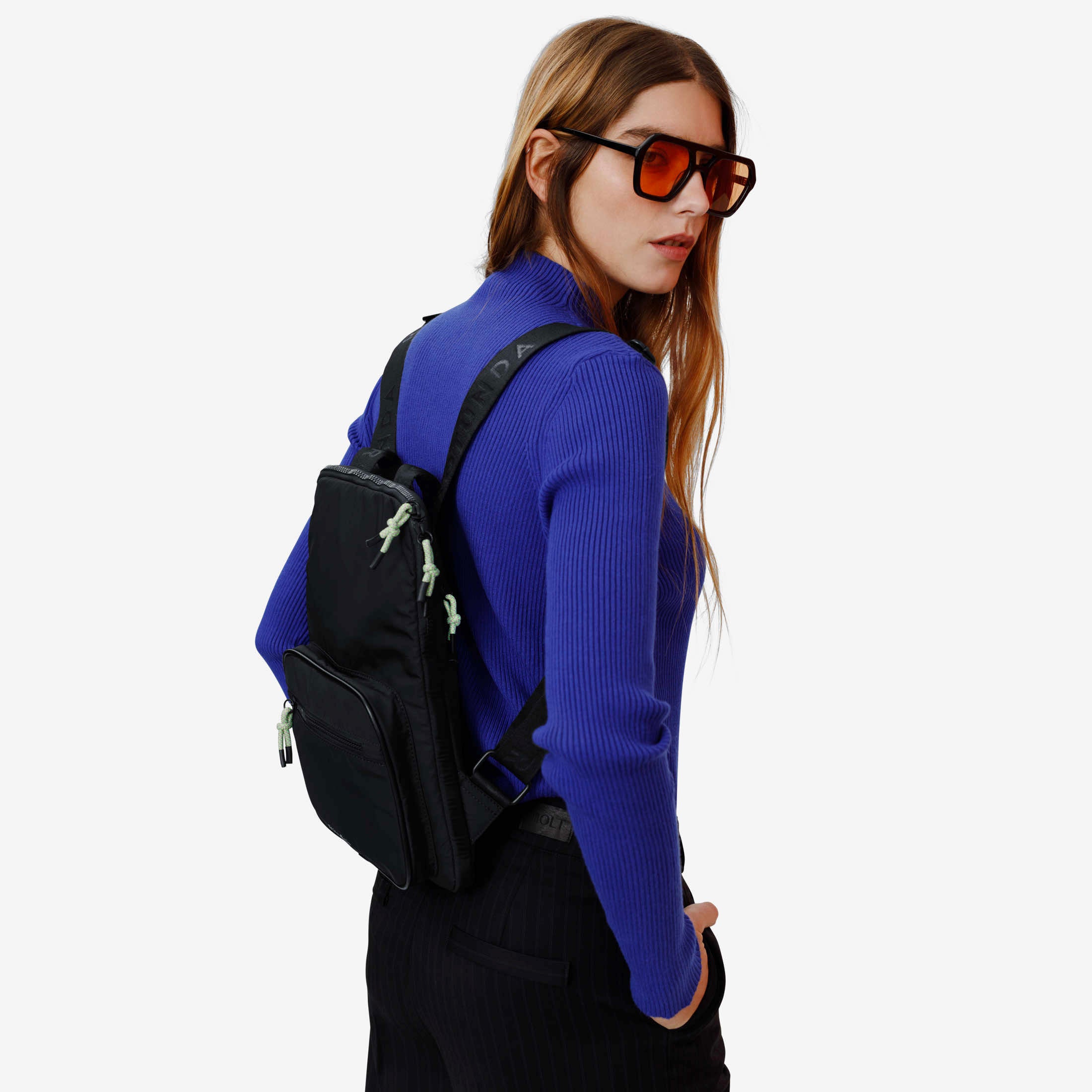 ENTU LAPTOP BACKPACK